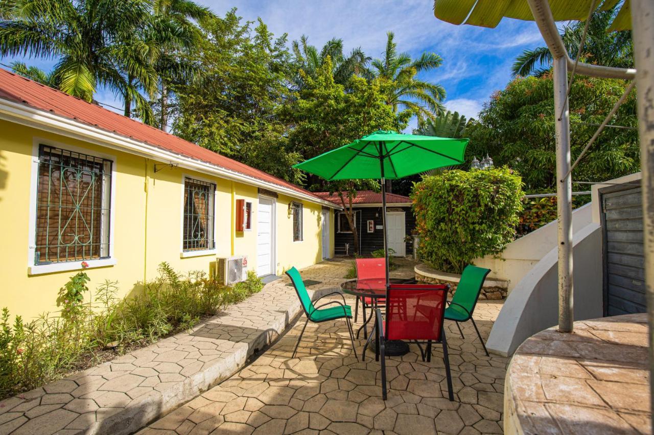 Harbour View Boutique Hotel & Yoga Retreat Belize City Eksteriør bilde
