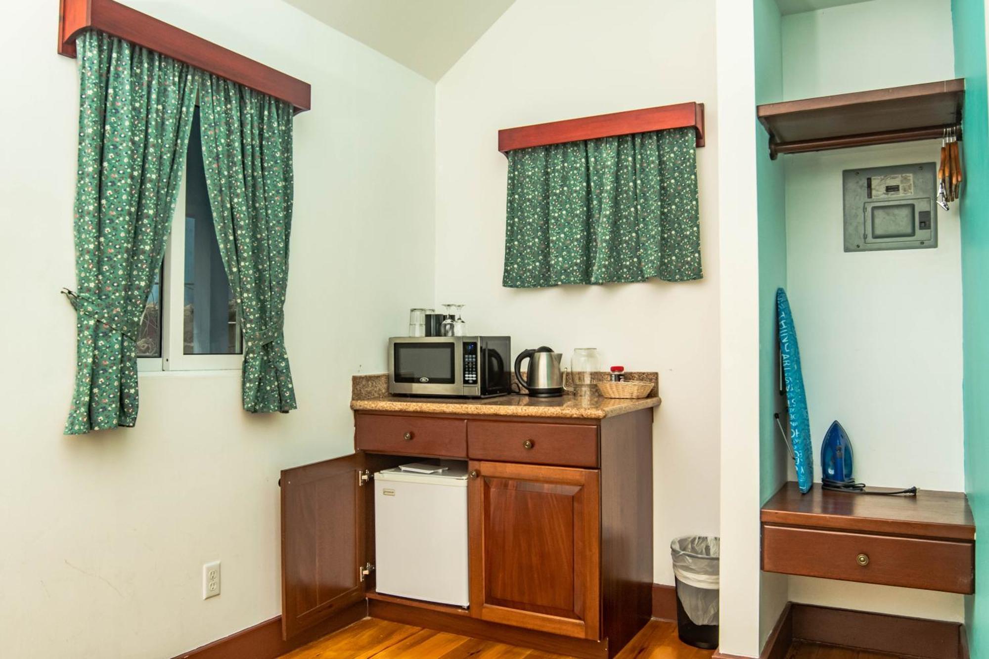 Harbour View Boutique Hotel & Yoga Retreat Belize City Rom bilde
